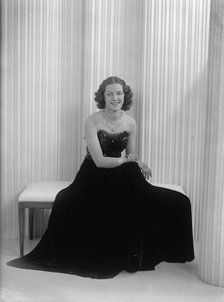Henderson, Adrianne, Miss - Portrait, 1939. Creator: Harris & Ewing.