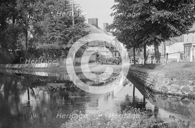 Morris tourer outside the Old Cottage tea rooms, Ringwood, Hampshire, c1920s-c1930s. Artist: Bill Brunell.