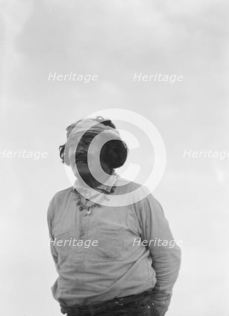Acoma, New Mexico area views, between 1899 and 1928. Creator: Arnold Genthe.