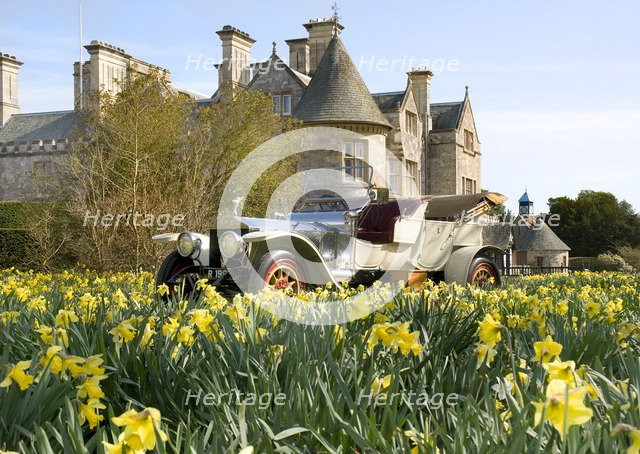 1909 Rolls Royce in front of Palace House, Beaulieu Artist: Unknown.