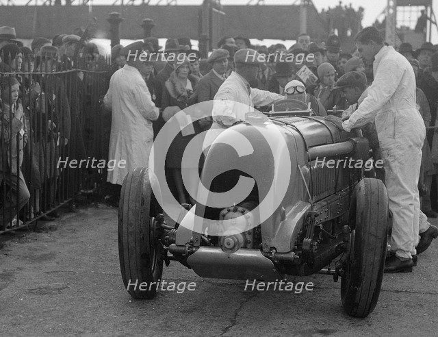 Bentley single-seater of Tim Birkin, winner of a race at a BARC meeting, Brooklands, 1930. Artist: Bill Brunell.