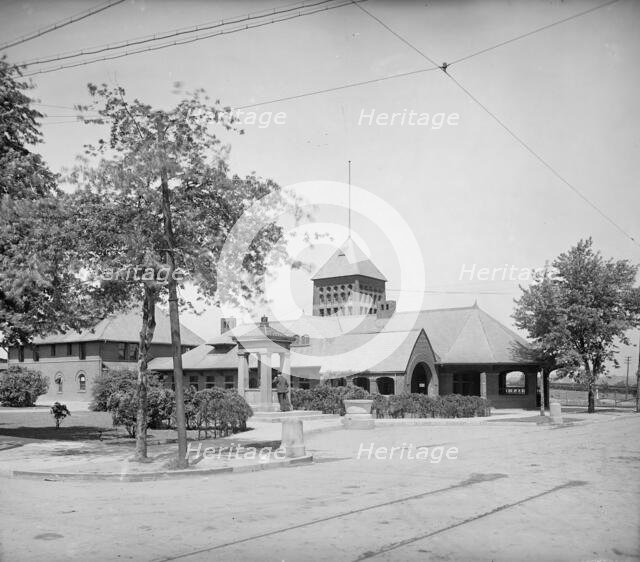Railroad station, Walkerville, Ont., between 1905 and 1915. Creator: Unknown.