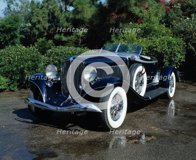 1930 Auburn 12cylinder. Artist: Unknown.