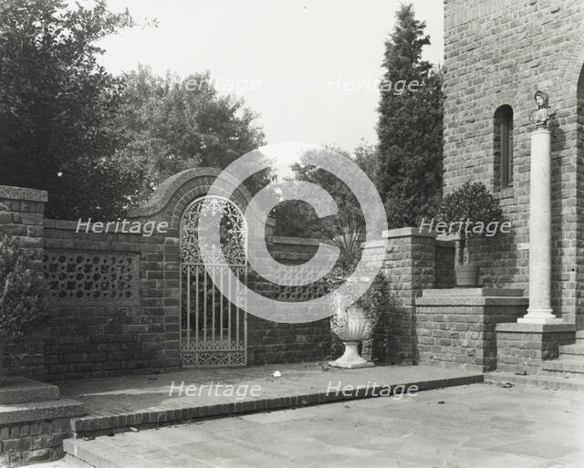 Samuel Longstreth Parrish Art Museum, 25 Jobs Lane, Southampton, New York, c1915. Creator: Frances Benjamin Johnston.