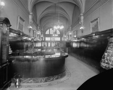 Grand Trunk Western Railroad, ticket office, Detroit, Mich., between 1905 and 1915. Creator: Unknown.