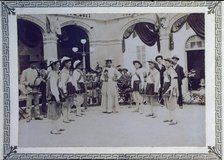 Els Cossiers de Manacor', 1897, the dancers dance in a circle that opens and closes around the ce…