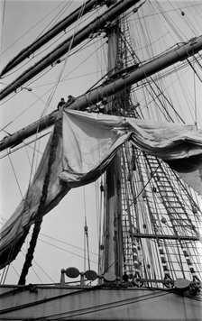 Detail of the rigging of the 'Pamir', c1945-c1965. Artist: SW Rawlings