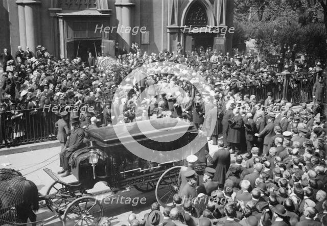 Gaynor funeral, 1913. Creator: Bain News Service.