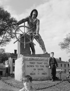 The bronze fisherman, a memorial to men lost at sea..., Gloucester, Massachusetts, 1943. Creator: Gordon Parks.