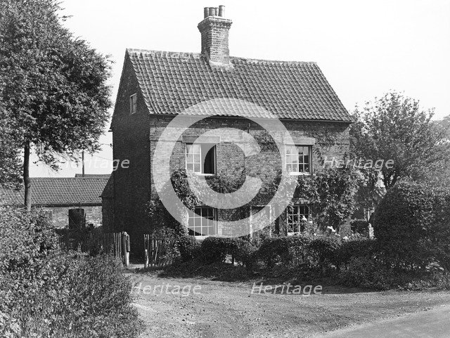 Church Cottage, Cossall, Nottinghamshire, 1959. Artist: George L Roberts