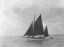 The 6 ton ketch 'Shona' under sail, 1921. Creator: Kirk & Sons of Cowes.