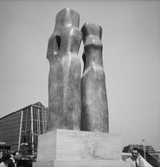'Contrapuntal Forms', sculpture by Barbara Hepworth, Festival of Britain, Lambeth, London, 1951. Artist: MW Parry.