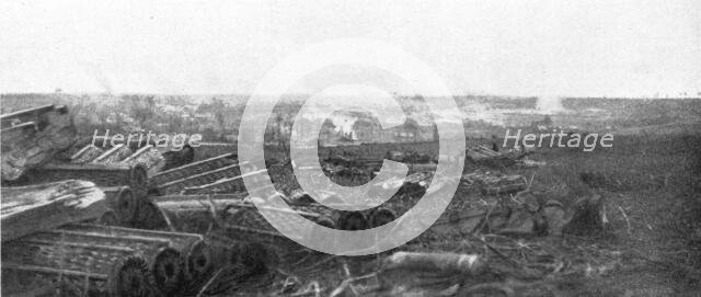 'Emplacement d'une batterie allemande de gros calibre enlevee par le 28e chasseurs..., 1916. Creator: Unknown.