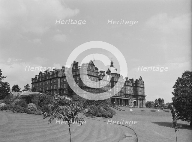 Hotel Majestic, Springfield Avenue, Harrogate, North Yorkshire, 1960. Artist: Herbert Felton.