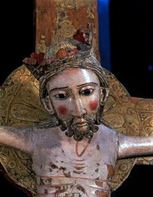 Detail of the Christ of Escunhau, carving in polychromed wood.