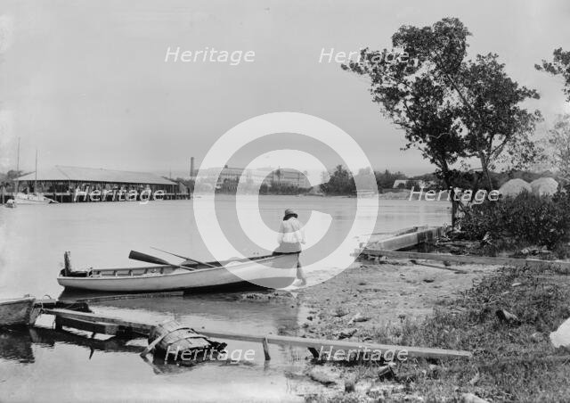 Miami River and the Hotel Royal Palm, Miami, Fla., c1900. Creator: Unknown.