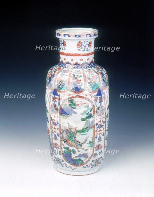 Chinese Imari rouleau vase, mid Kangxi period, Qing dynasty, China, 1683-1700. Artist: Unknown