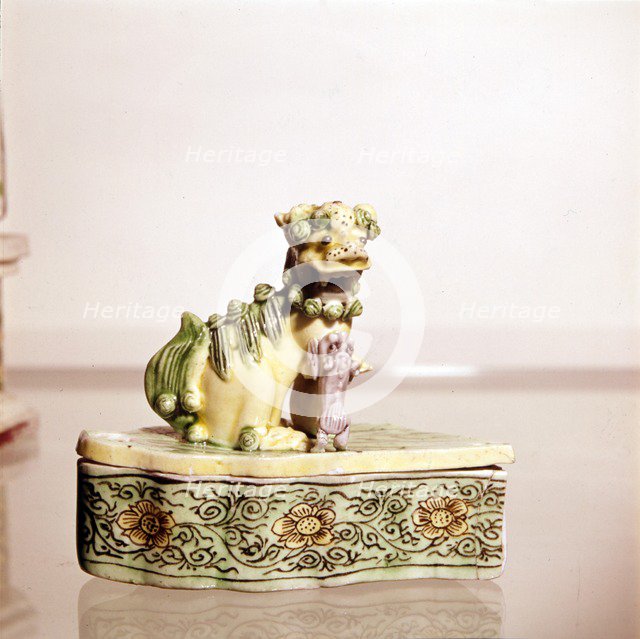 Lion, Chinese Porcelain. Artist: Unknown.