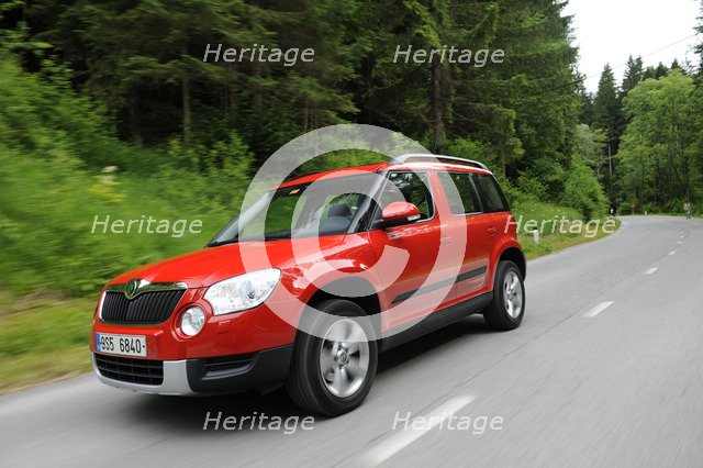 Skoda Yeti 2009. Artist: Simon Clay.