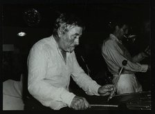 Bill Le Sage playing the vibraphone at The Bell, Codicote, Hertfordshire, 12 September 1982. Artist: Denis Williams