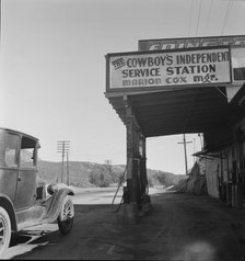 On the highway, Riverside County, California, 1937. Creator: Dorothea Lange.