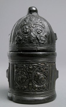 Box, Italian, 15th century. Creator: Unknown.