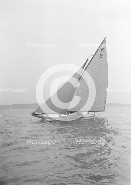 The 7 Metre Olympic class 'Quaker Girl', 1913. Creator: Kirk & Sons of Cowes.