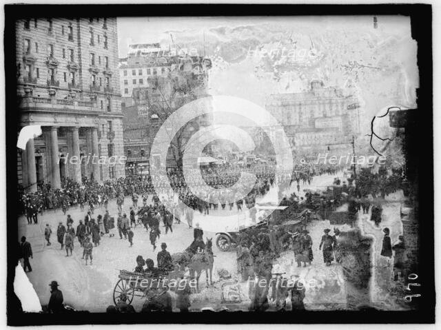 Parade, between 1909 and 1914. Creator: Harris & Ewing.