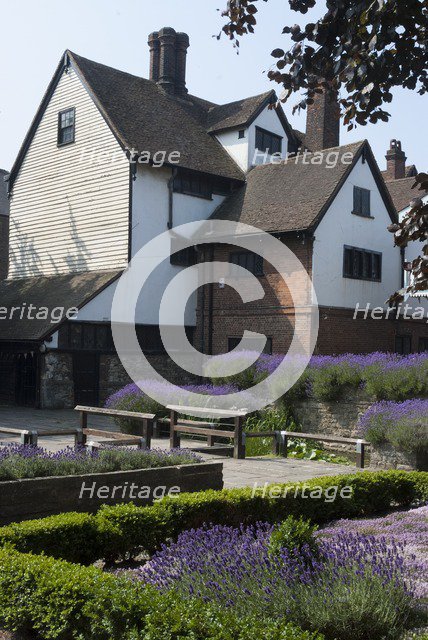 UK, Rochester, Eastgate Ho & Gdns, 2009. Creator: Ethel Davies.