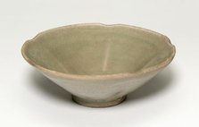 Lobed Bowl with Phoenix, Tang dynasty (618-907) or Five Dynasties period, late 9th/early 10th cent. Creator: Unknown.