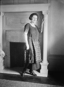 Margaret Young, between c1915 and c1920. Creator: Bain News Service.