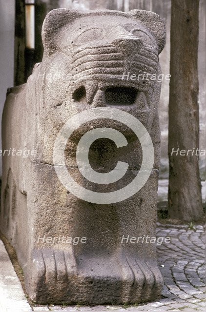 Stone carving of a lion, Hittite. Artist: Unknown