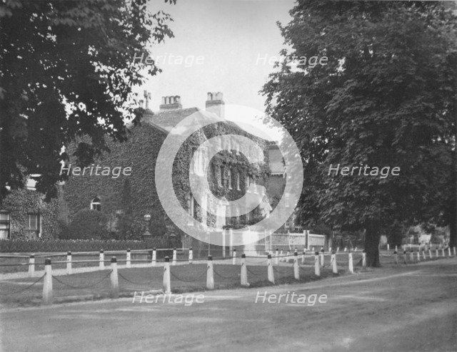 'In College Road, Dulwich', (1912). Artist: Unknown.