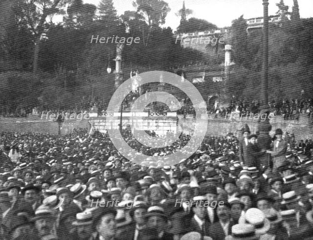 'A Rome: les manifestations de mai 1915', 1915. Creator: Unknown.