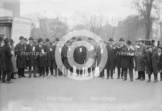 Liberty Loan parade, 25 Oct 1917. Creator: Bain News Service.