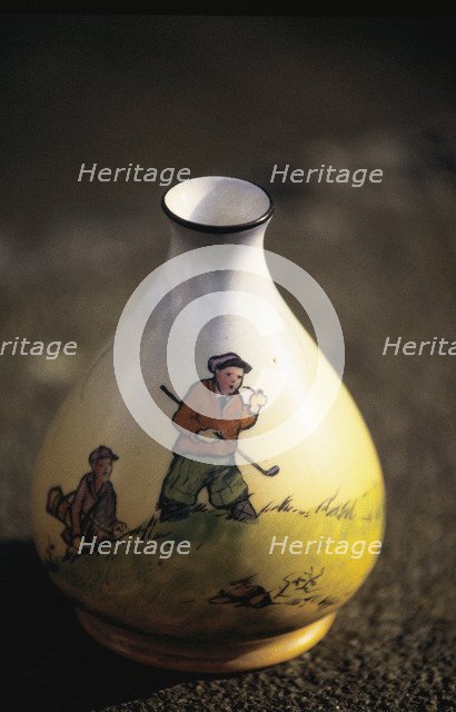 Pot with a golfing theme, British, 1920s. Artist: Unknown