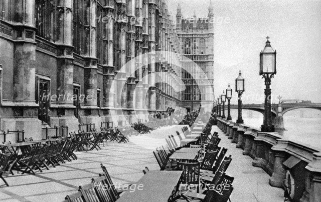 The terrace of the House of Commons, London, 1926-1927. Artist: Unknown