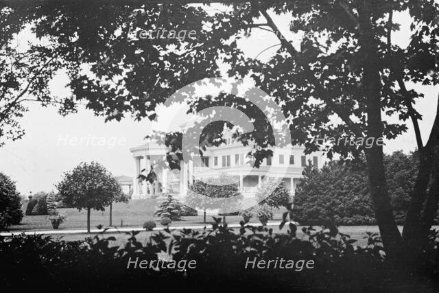 Shadow Lawn, N.J. Summer White House, 1916. Creator: Harris & Ewing.