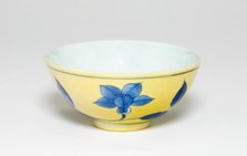 Bowl with Floral Scrolls, Qing dynasty (1644-1911), Kangxi period (1662-1722). Creator: Unknown.