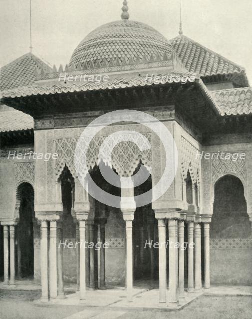 'Temple in the Court of the Lions', 1907. Creator: Unknown.