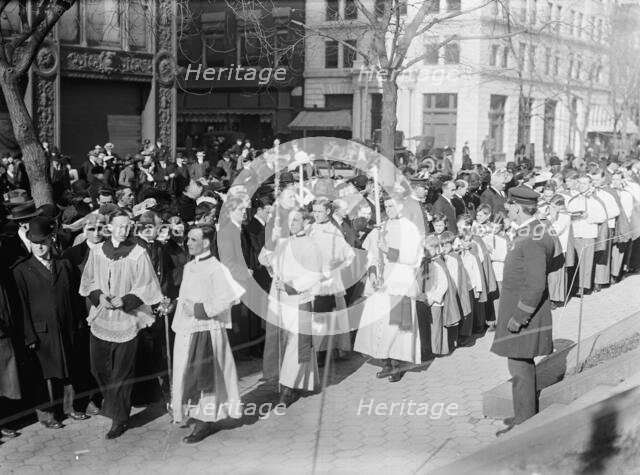 Pan American Mass. - Thanksgiving Day At St. Patrick's. Choir, 1912. Creator: Harris & Ewing.