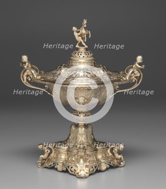 Centerpiece, 1838-1848. Creator: Charles-Nicolas Odiot (French, 1826-1868).