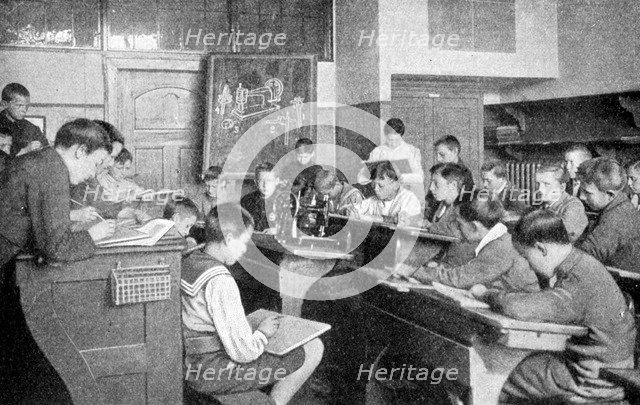 Schoolboys in a drawing lesson, Germany, 1922.Artist: Photothek, Berlin
