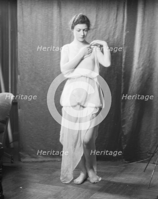 Powers, Betty, Miss, portrait photograph, 1929 Mar. 2. Creator: Arnold Genthe.