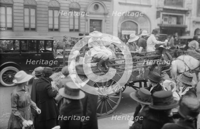 Women's Land Army, between c1915 and c1920. Creator: Bain News Service.