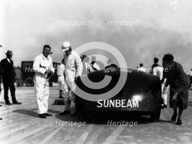 Sunbeam 1000hp World Land speed record attempt at Daytona 1927 Artist: Unknown.