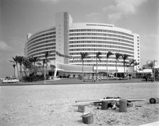 Fontainebleau Hotel, Miami Beach, Florida, 1955. Creator: Gottscho-Schleisner, Inc.