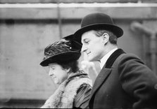 F.J. Shepard and wife departing, 1913. Creator: Bain News Service.