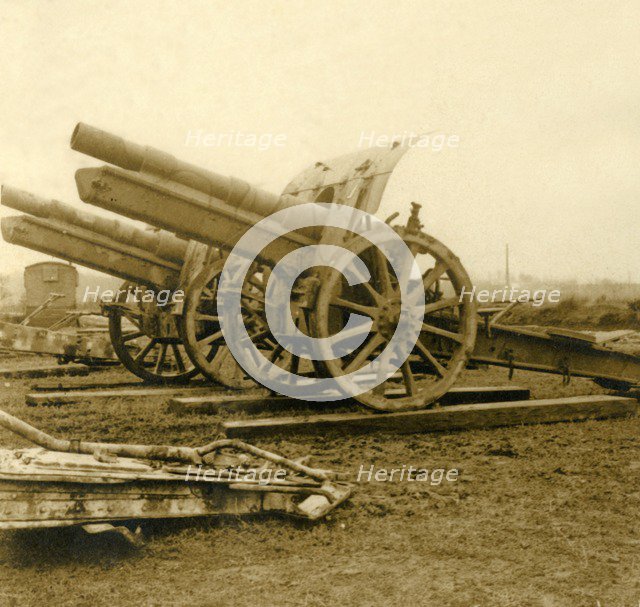 155 guns, c1914-c1918. Artist: Unknown.