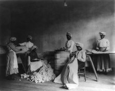 African American students in mattress-making class, Tuskegee Institute, Tuskegee, Alabama, 1902. Creator: Frances Benjamin Johnston.
